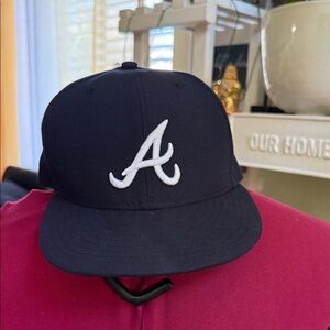 New Era Atlanta Braves 59Fifty fitted cap. Pre-owned